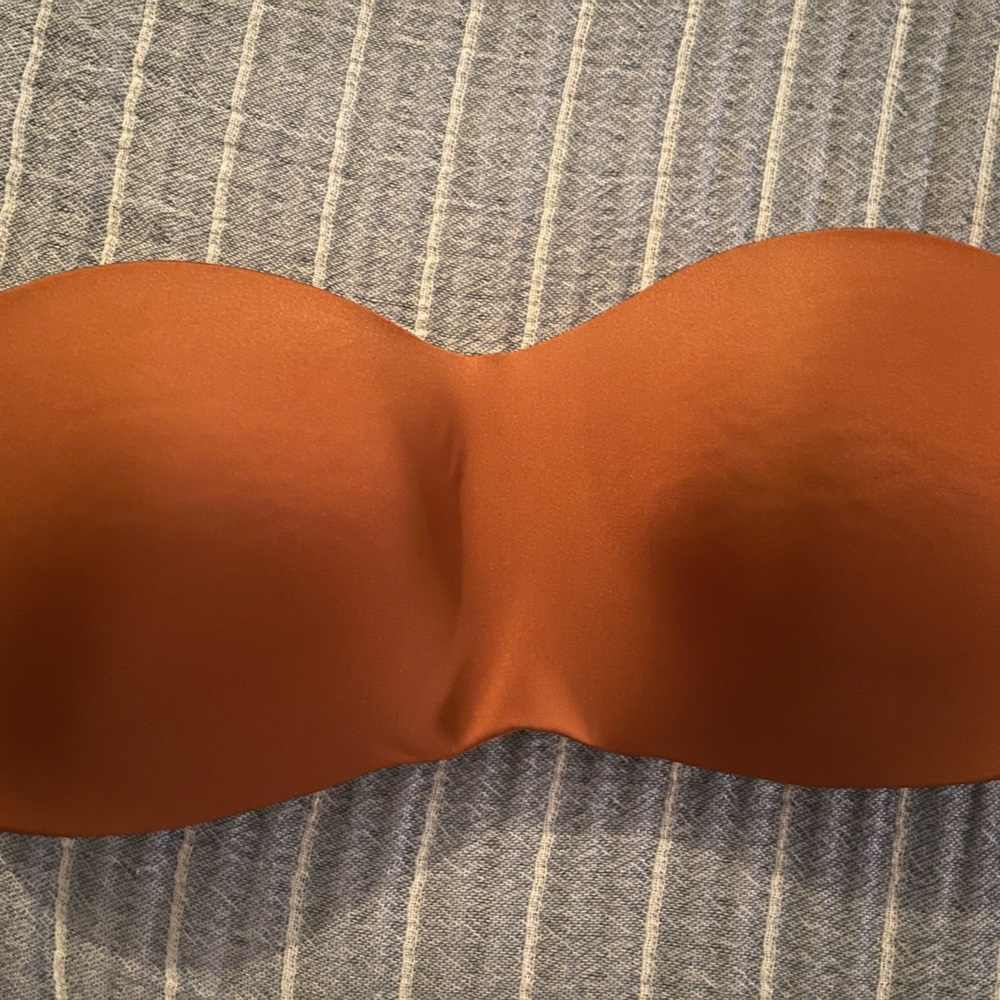 SKIMS Bronze Convertible Wireless bra